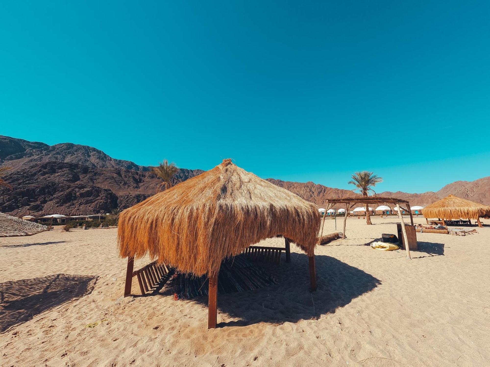 努韦巴探险海滩酒店 Nuweiba` 外观 照片